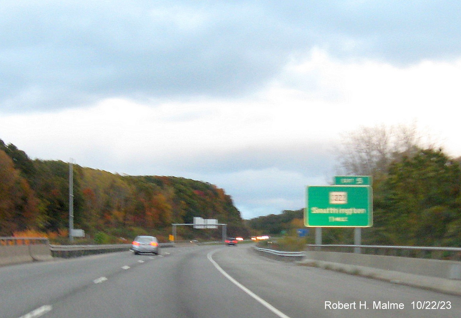 Image of new 1 mile advance sign for CT 322 exit with new milepost exit number on I-691 East in Southington, October 2023