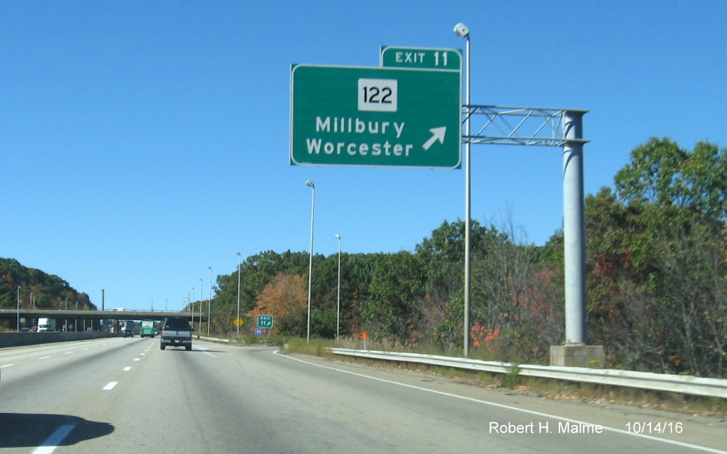 Image of new contractor future sign support location tag on I-90 West in Millbury