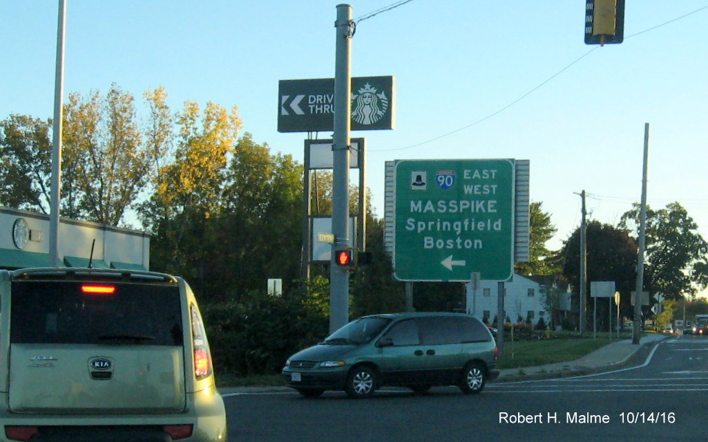 Image of I-90/Mass Pike entrance sign on MA 21 in Ludlow