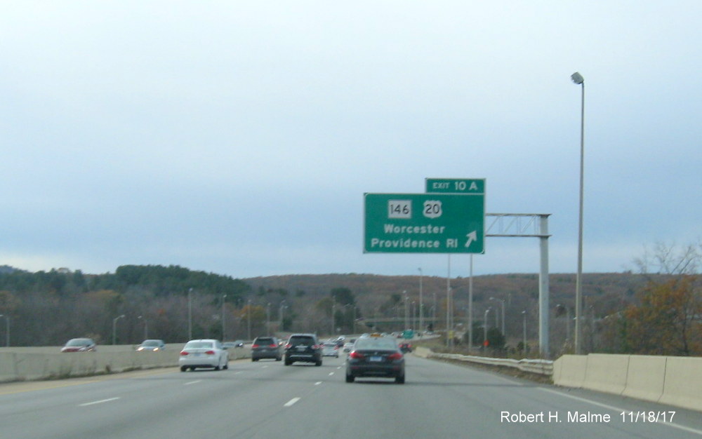 Image of newly placed overhead off-ramp sign for MA 146/US 20 exit on I-90 West in Worcester
