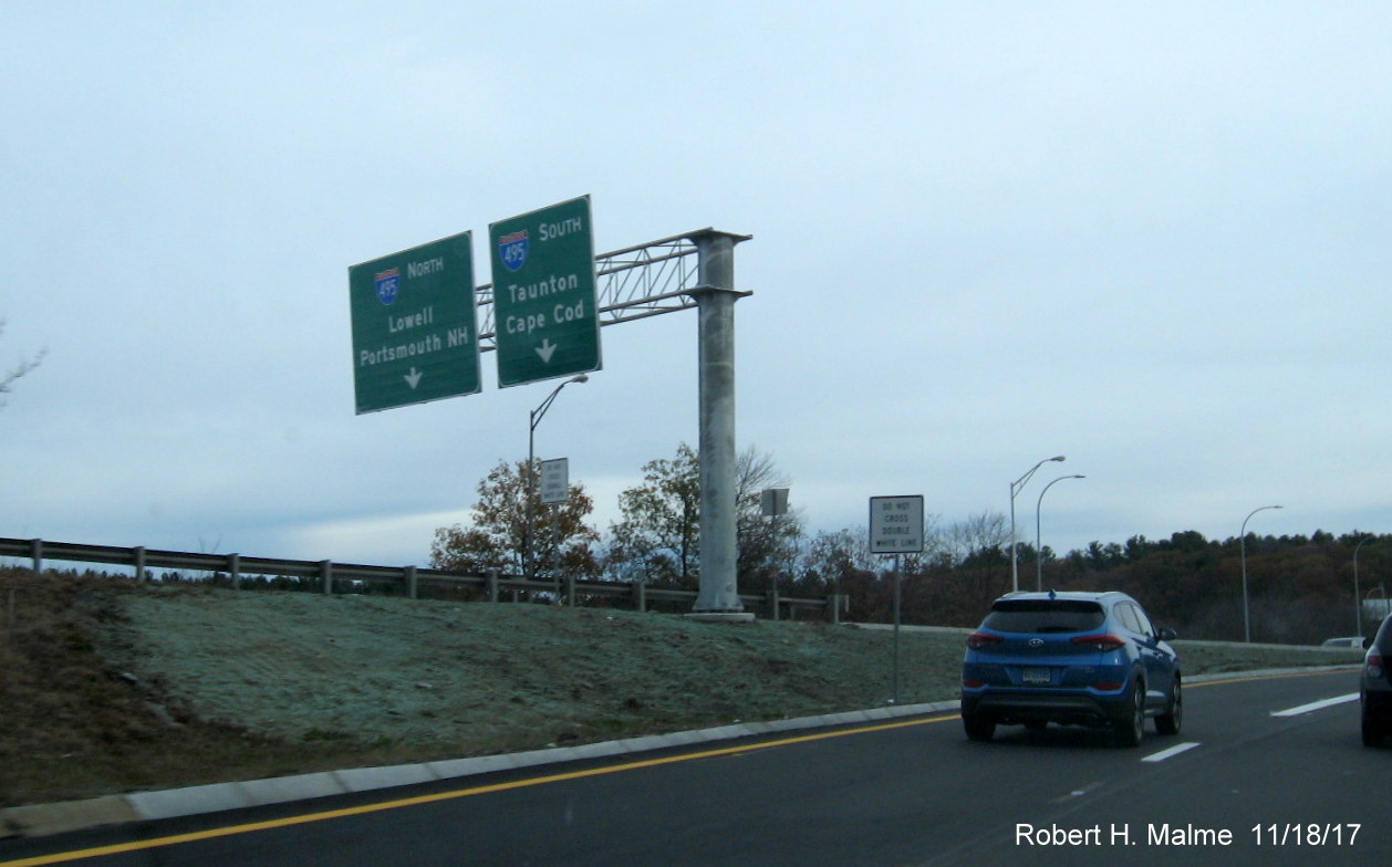 Image of new overhead signage for I-495 on ramp from I-90 West in Westborough
