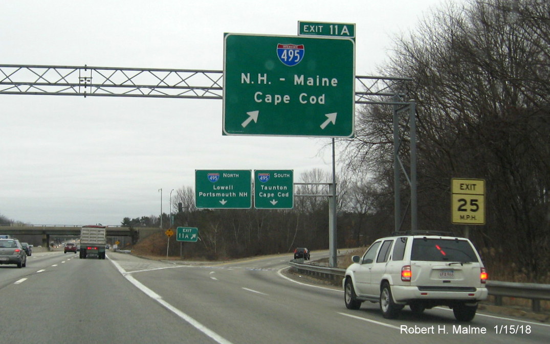 Image of existing signage at I-495 off-ramp from I-90/Mass Pike East inc. new toll demolition related ramp signage