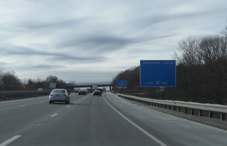 Image of auxiliary sign for I-290/I-395/MA 12 exit with new milepost based exit number on I-90/Mass Pike West in Auburn, by Vinh Lam, December 2020
