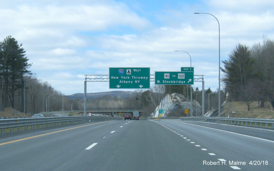 Image of overhead signage at the MA 41 exit on I-90/Mass Pike West in West Stockbridge placed in 2017