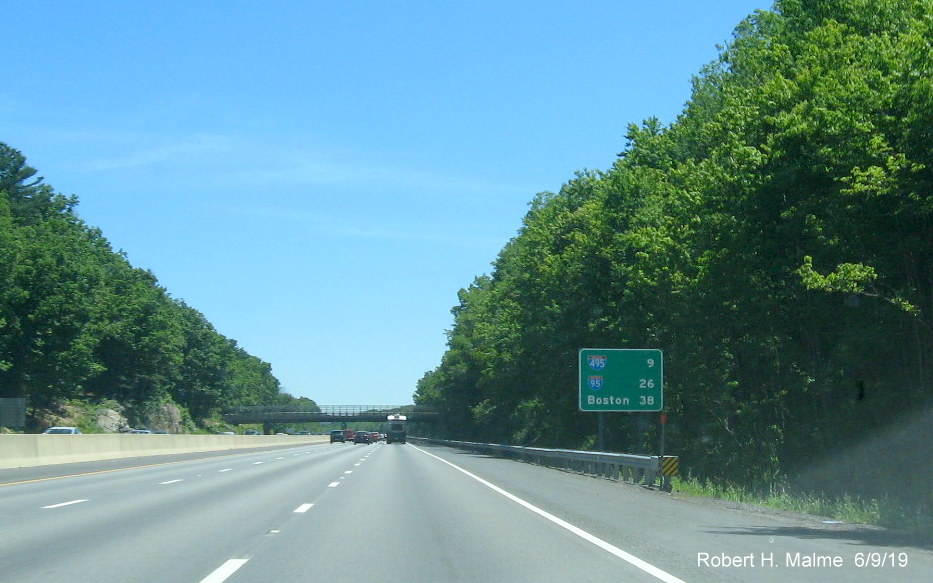 Image of recently placed post-interchange distance sign after MA 122 exit on I-90/Mass Pike East in Millbury in June 2019