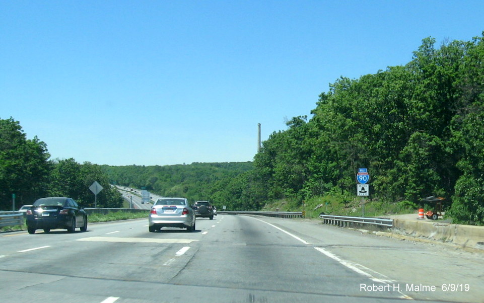 Image of newly placed West I-90/Mass Pike reassurance marker after MA 122 exit in Millbury