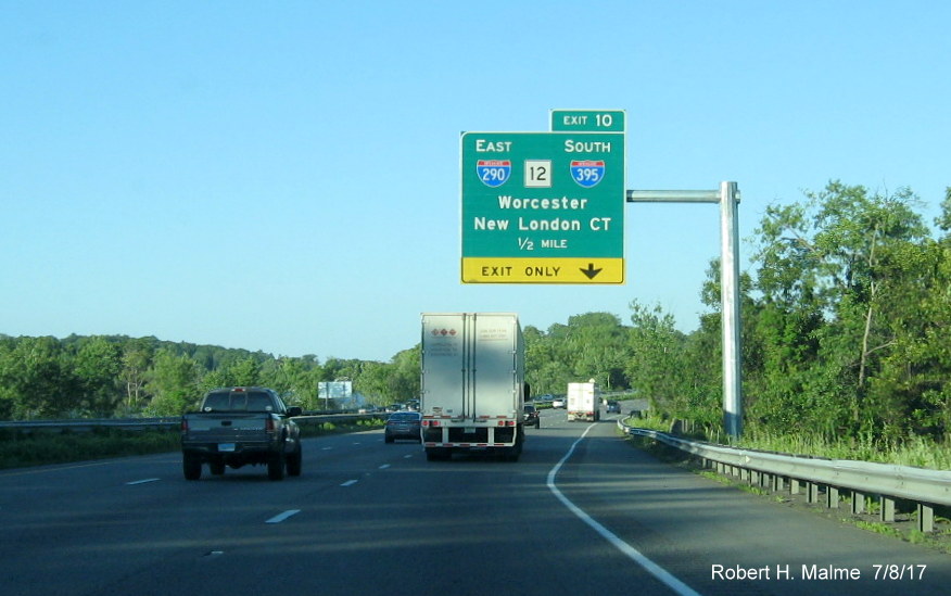Image of newly place 1/2 mile advance sign for I-290/MA 12/I-395 exit on I-90 East in Auburn