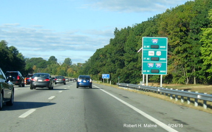 Image of newly placed Real Time Traffic sign on I-90/Mass Pike West in Framingham
