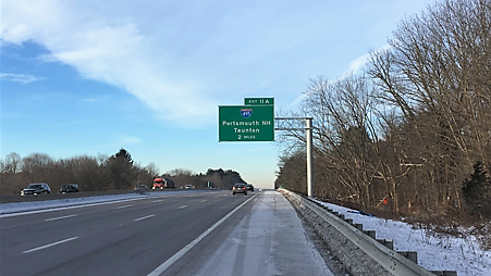 Image of newly placed 2 mile advance sign for I-495 exit on I-90/Mass Pike West in Westborough, by Benjamin Long