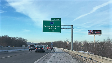 Image of newly placed overhead 1-mile advance sign for I-495 exit on I-90/Mass Pike in Westborough, by Benjamin Long