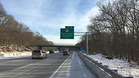 Image of newly placed overhead 1-mile advance sign for MA 9 exit on I-90/Mass Pike East in Framingham, by Benjamin Long