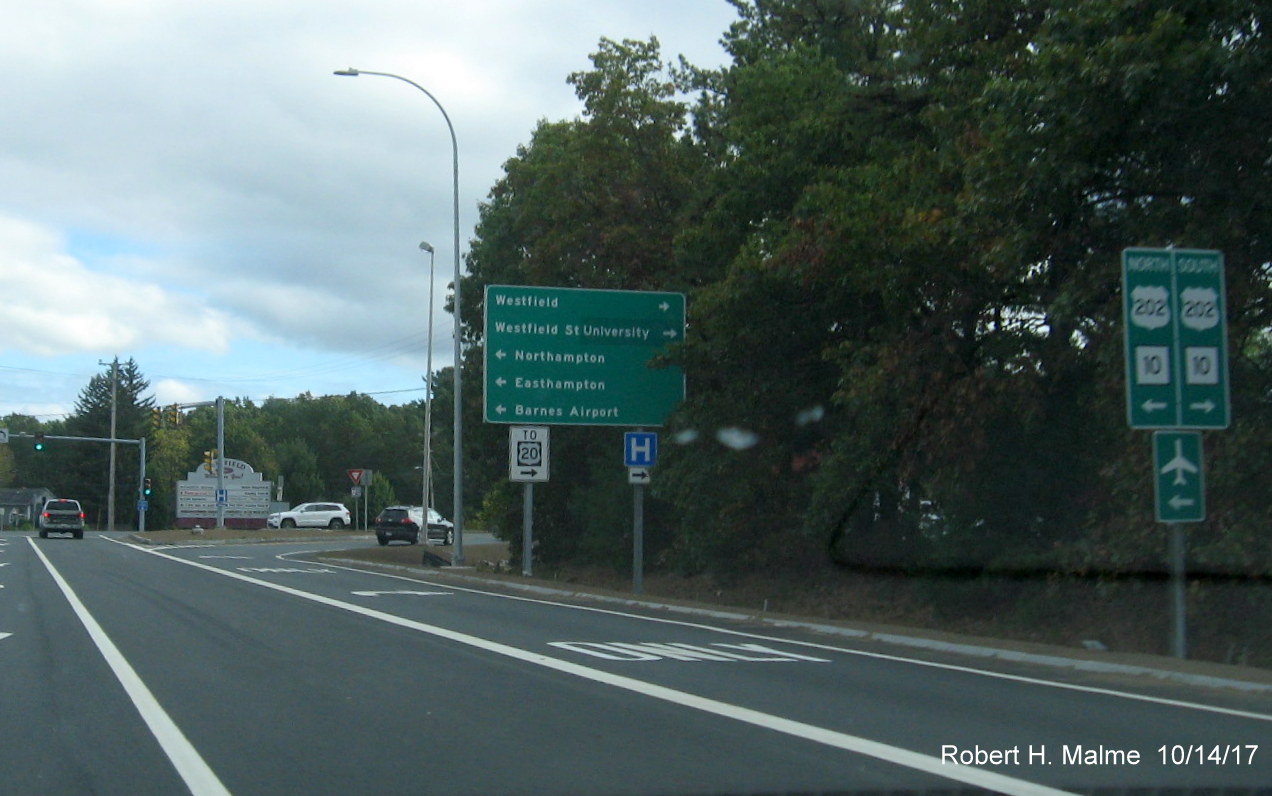 Image of new signage at end of ramp to US 202/MA 10 from I-90/Mass Pike in Westfield