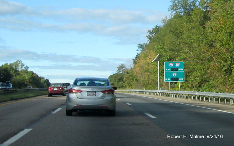 Image of newly placed Real Time Traffic sign on I-90 West in Millbury