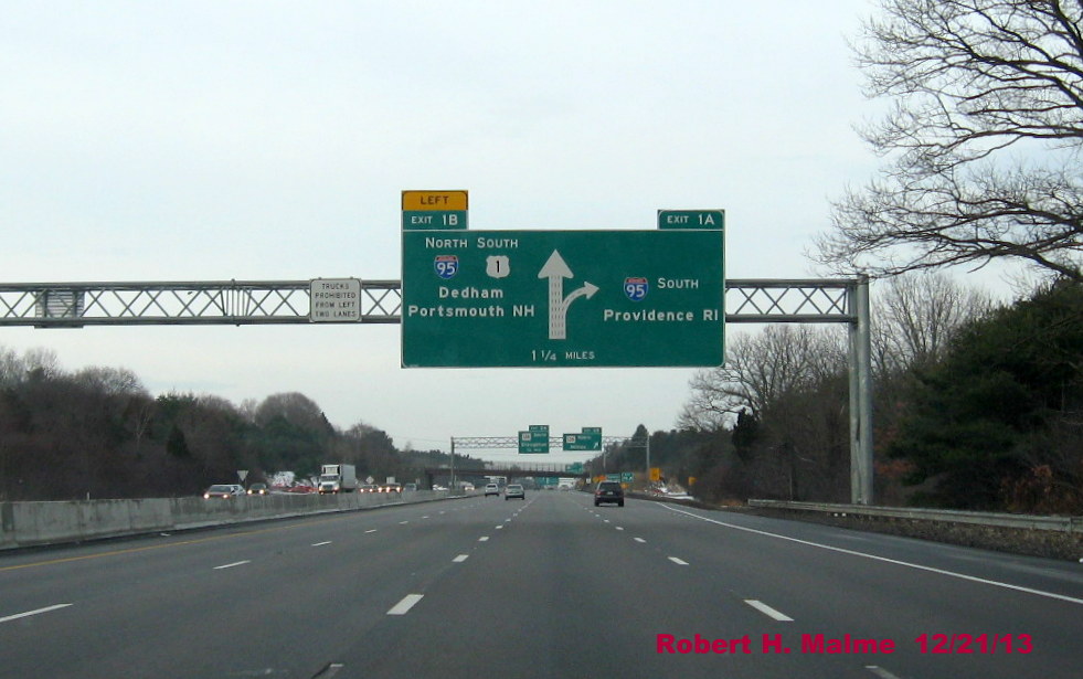 Image of 1 Mile Advance Sign with new left exit tab for I-95 exit on I-93/US 1 South in Canton, 12/21/13