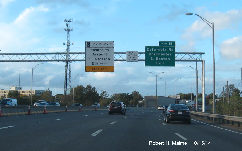 Image of new overhead gantry for advance sign for Exit 15 and auxiliary tunnel warning sign
