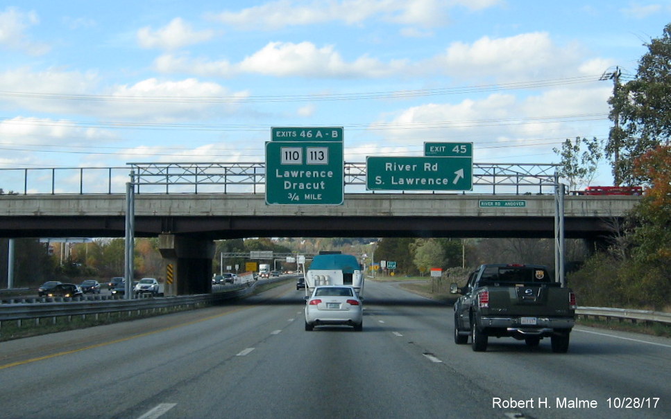 Image of new 2-mile advance overhead sign for new 2-exit ramp exit for MA 110/113 on I-93 North in Andover