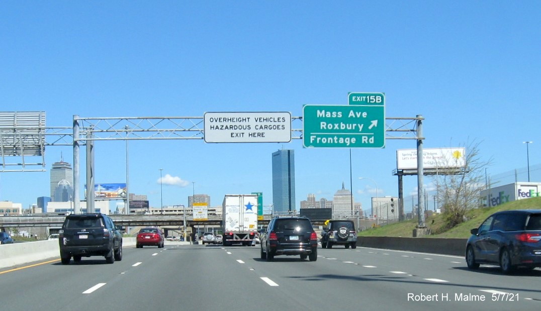 Image of overhead ramp sign for Mass Ave./Frontage Road exit with new milepost based exit number on I-93 North in Dorchester, May 2021