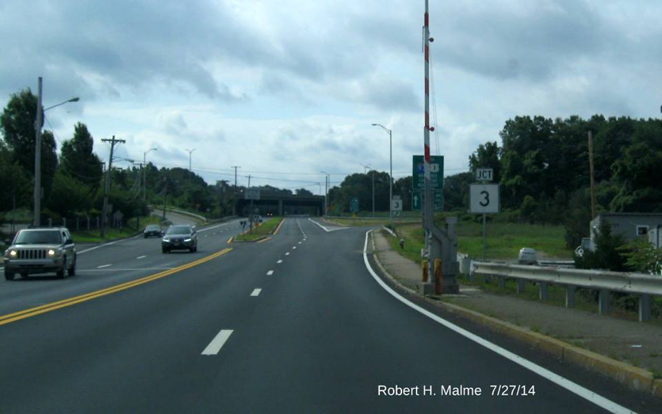 Image of MA 3 auxiliary signage approaching SB Granite Ave on-ramp to I-93/SE Expy South in Milton