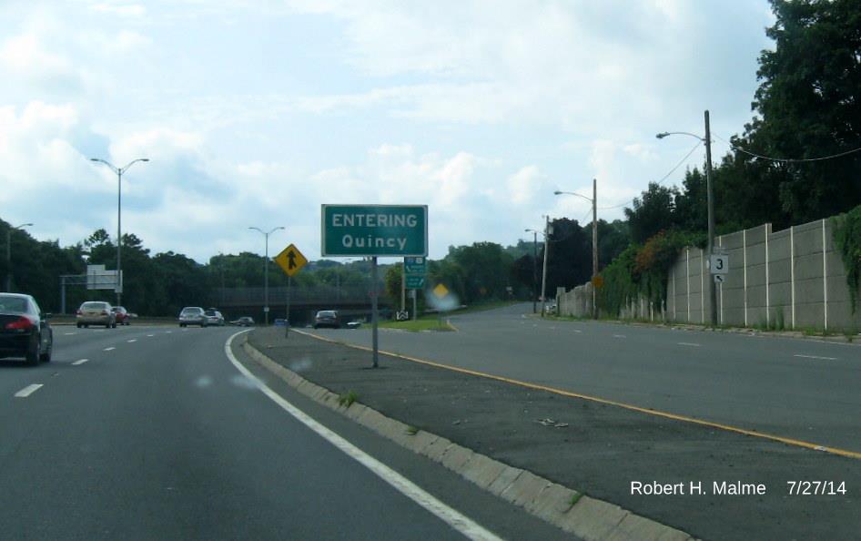 Image of South MA 3 trailblazer at on-ramp to I-93/SE Expy south in Quincy