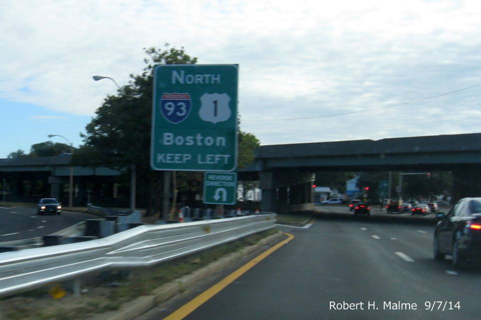 Image of temporary signage for I-93 North at Neponset Circle in Boston