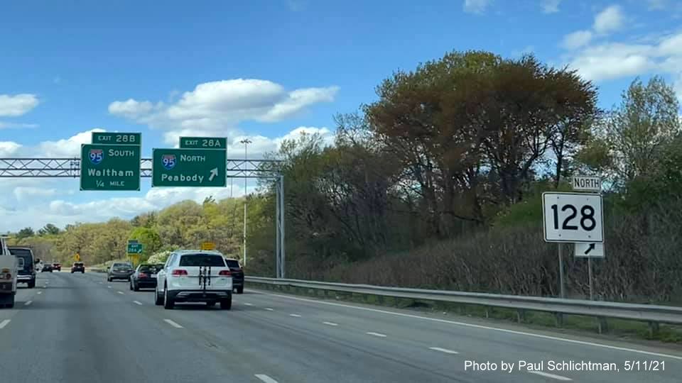 Image of overhead signage at ramp for I-95 North exit with new milepost based exit number on I-93 North in Woburn, by Paul Schlichtman, May 2021