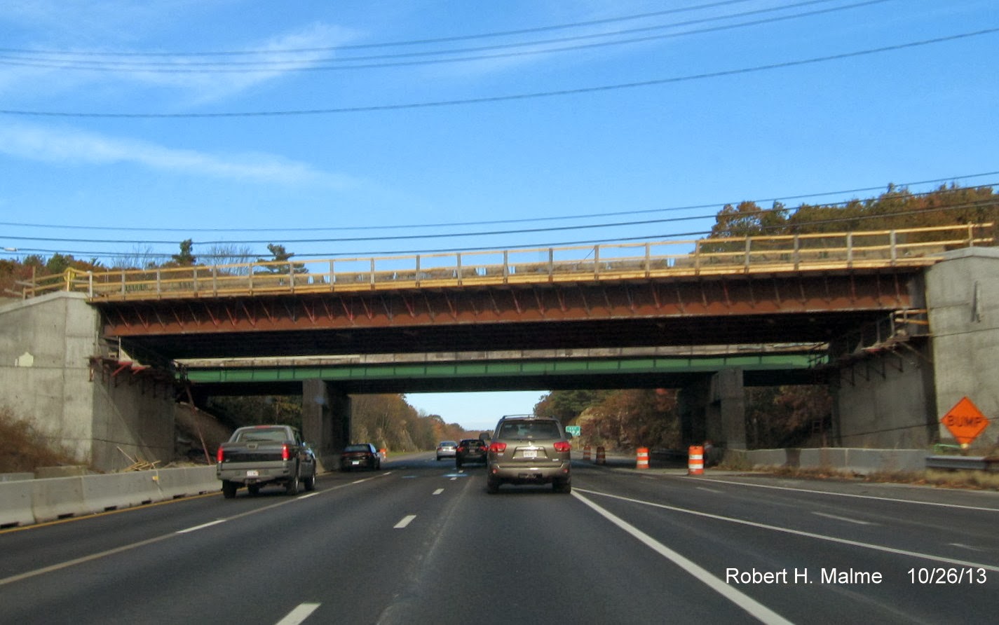 Image with a closeup view of MA 109 Bridge being reconstructed over North i-95 in Dedham, Oct. 2013