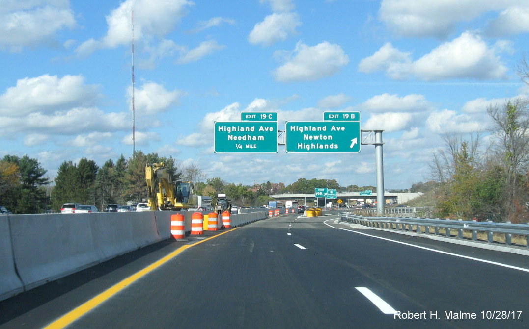 Image of overhead signs along newly opened Highland Ave exit ramp from I-95 North in Needham