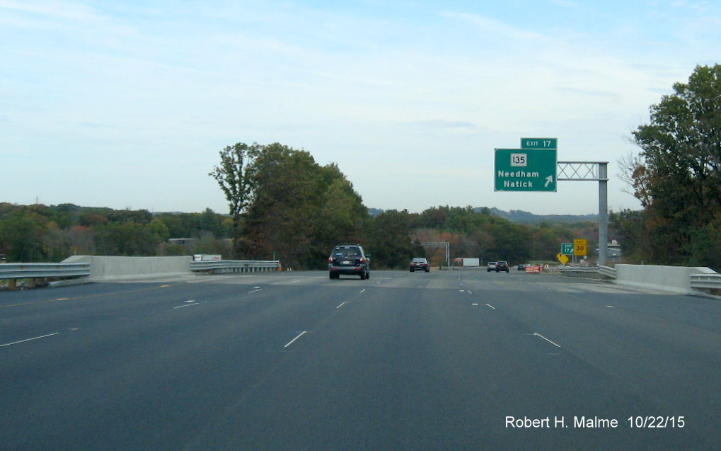 Image of newly opened fourth lane at MA 135 exit on I-95 North in Dedham