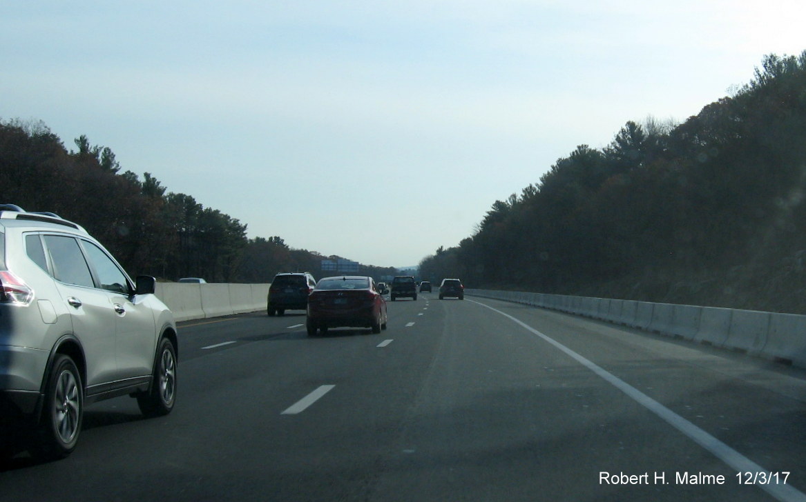 Image of traffic on I-95 South in Add-A-Lane Project work zone in Needham