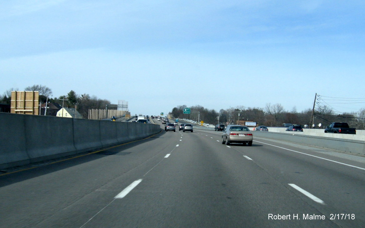 Image of I-95 North lanes at permanent concrete median barrier built between Highland Ave and MA 9 in Add-A-Lane Project work zone in Needham