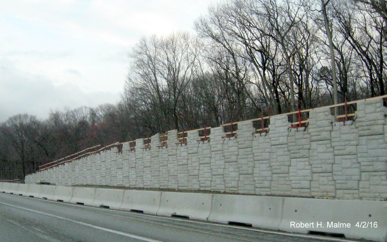 Image of new support wall being constructed at Kendrick St. along I-95 South in Needham