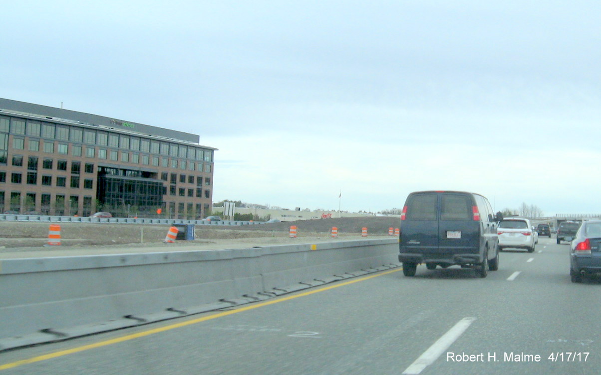 Image of median construction along I-95 South in Add-A-Lane construction zone in Needham
