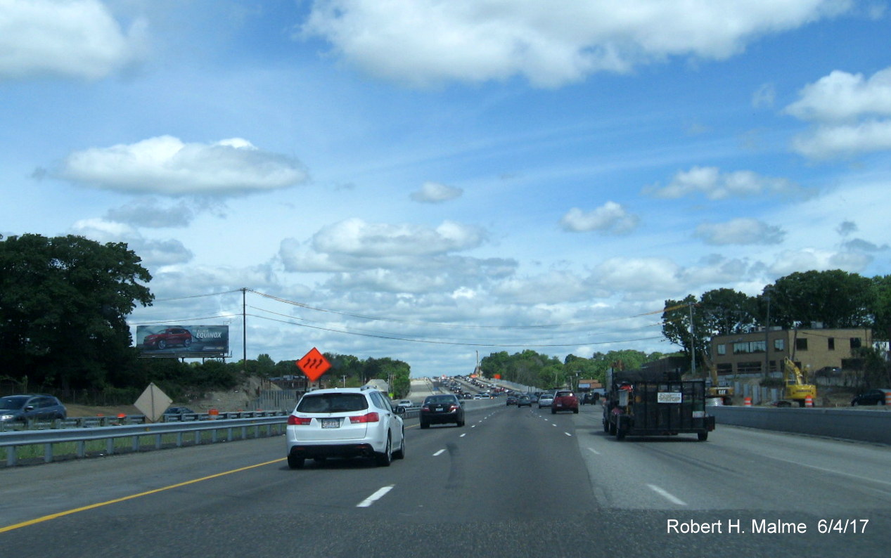 Image of construction in Add-A-Lane Project work zone in vicinity of Highland Ave bridge over I-95 North in Needham