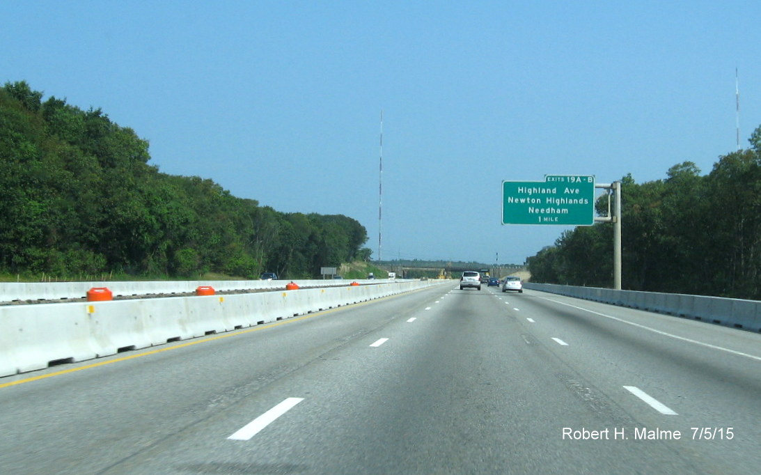 Image of newly place median concrete barriers in Add-A-Lane construction zone on I-95 North in Dedham