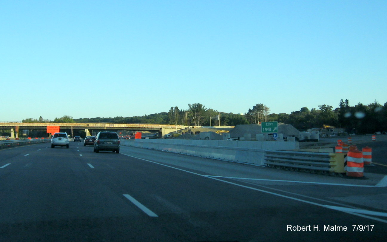 Image of construction at Highland Ave in Add-A-Lane Project work zone along I-95 South in Needham