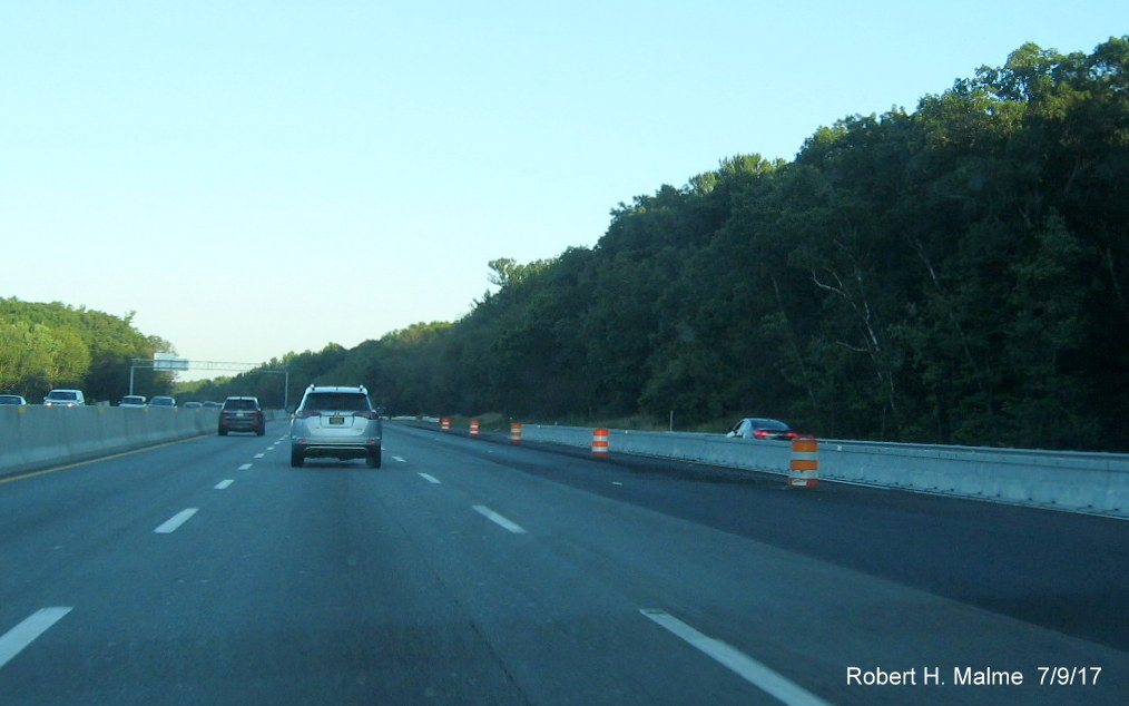 Image of merging traffic from Kendrick St onto I-95 South in Add-A-Lane Project work zone in Needham