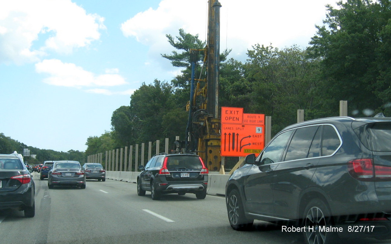 Image of temporary signage alerting drivers to traffic split before MA 9 bridge on I-95 South in Add-A-Lane Project work zone in Wellesley
