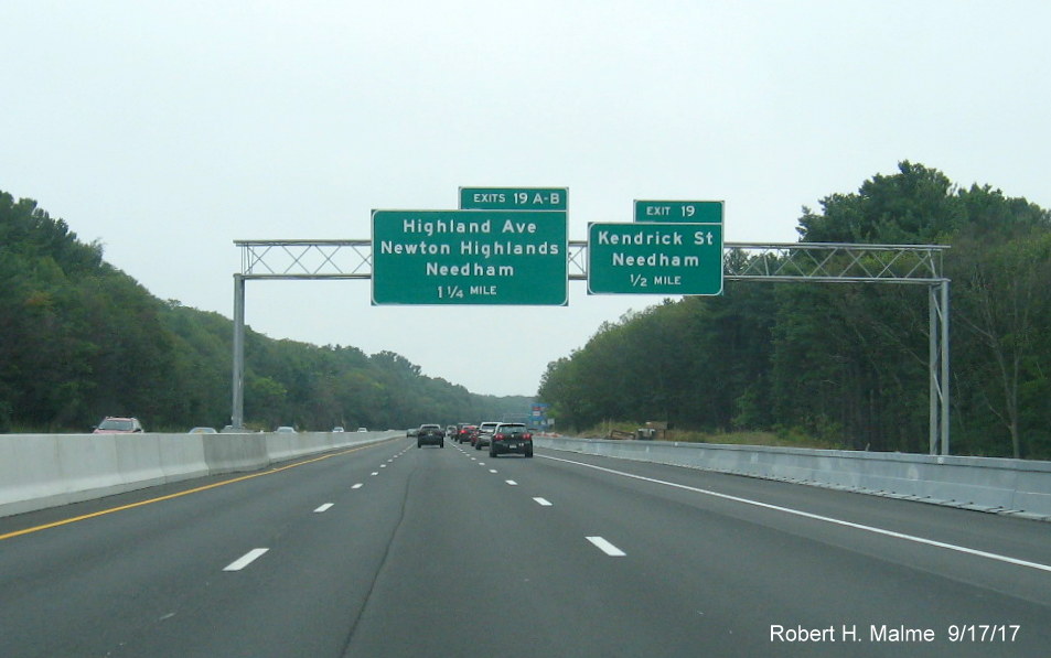 Image of newly placed 1 1/4 mile advance sign for Highland Ave exits on I-95 North in Needham