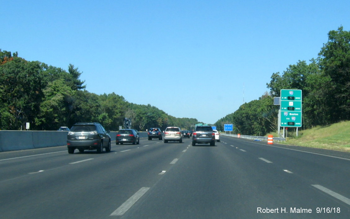 Image of all 4 lanes of traffic open at beginning of Add-A-Lane Project work zone on I-95 North in Needham