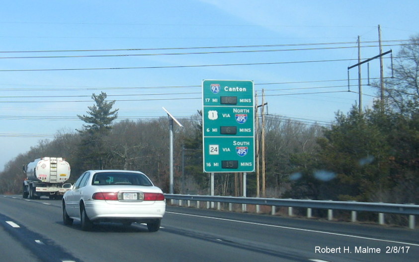 Image of activated Real Time Traffic sign on I-95 North in Foxboro