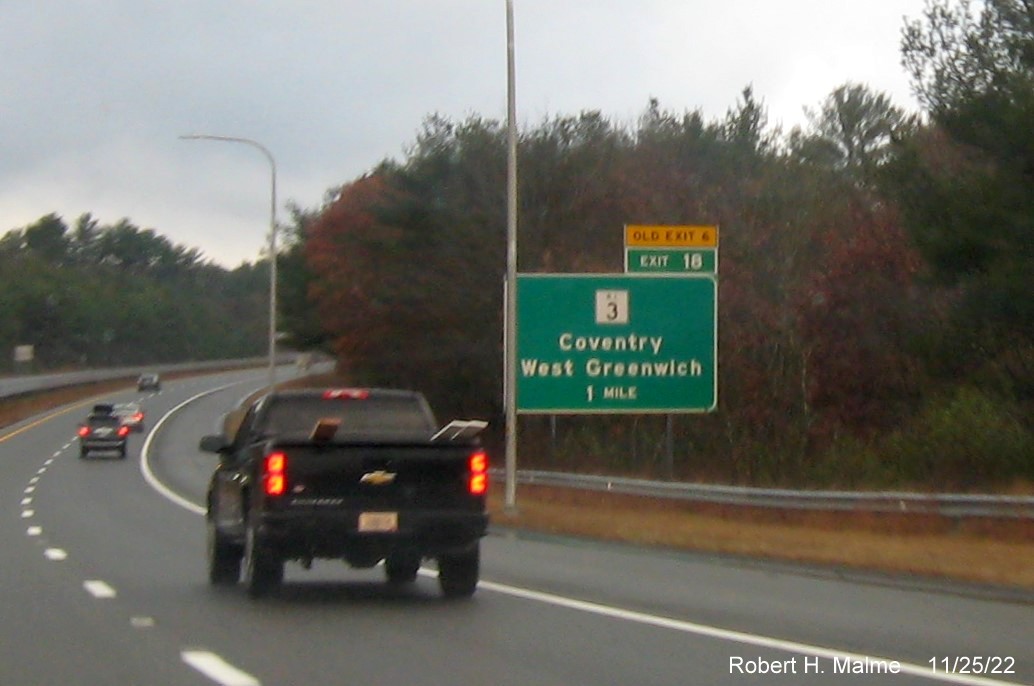 Image of 1 mile advance sign for RI 3 exit with new milepost exit number and yellow Old Exit 6 sign above exit tab, on I-95 South, November 2022