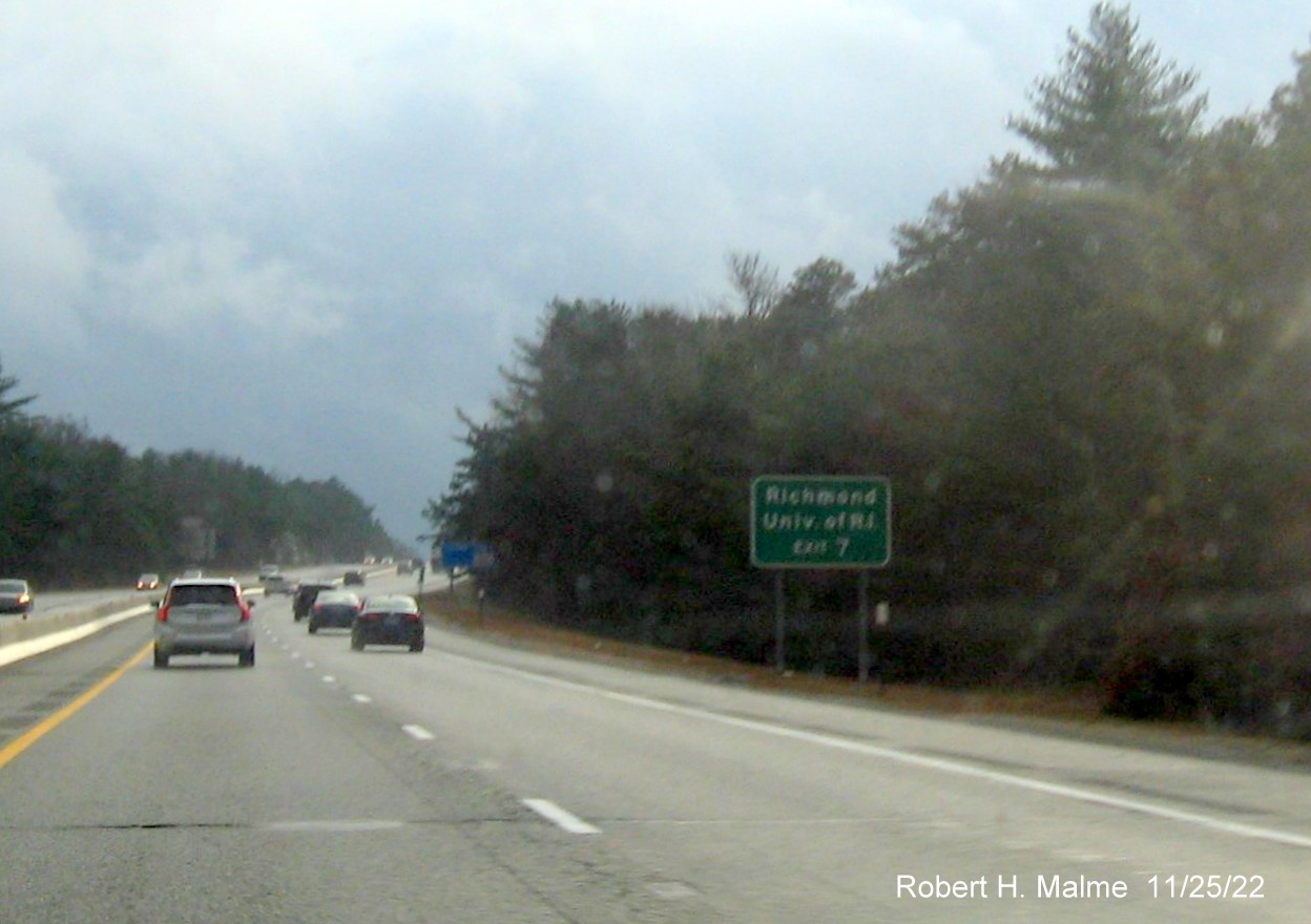 Image of auxiliary sign for RI 138 exit with new milepost based exit number on I-95 South in Hope Valley, November 2022