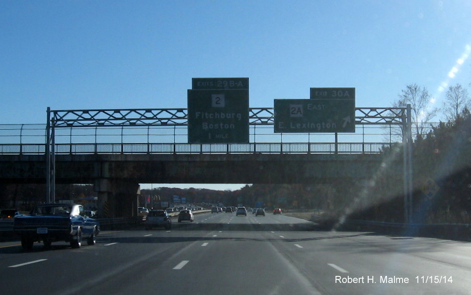 Image of new overhead signage at the off-ramp for MA 2A on I-95 South in Concord