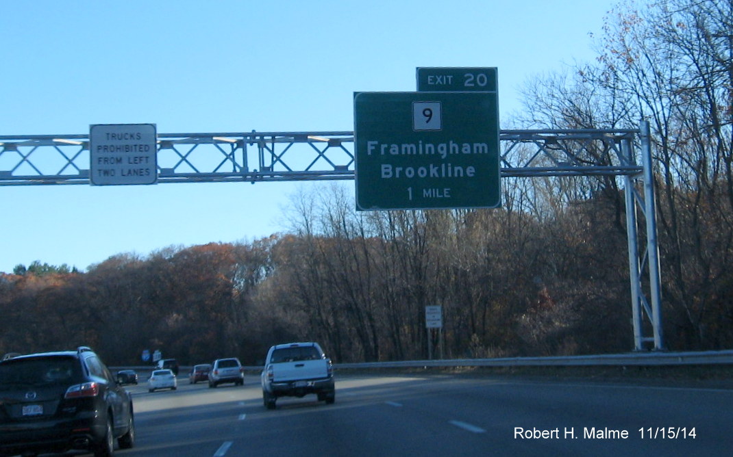 Image of new overhead exit sign for MA 9 on I-95 South in Newton