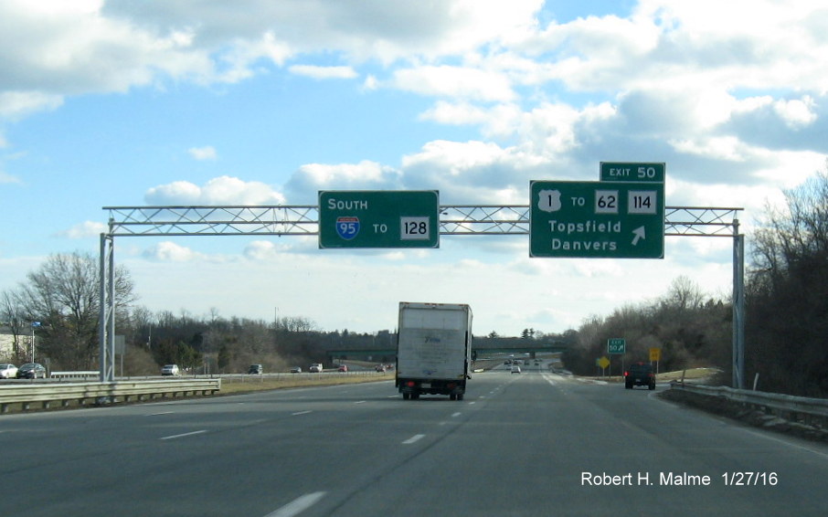 Image of newly placed overhead signs at US 1 interchange on I-95 South in Danvers