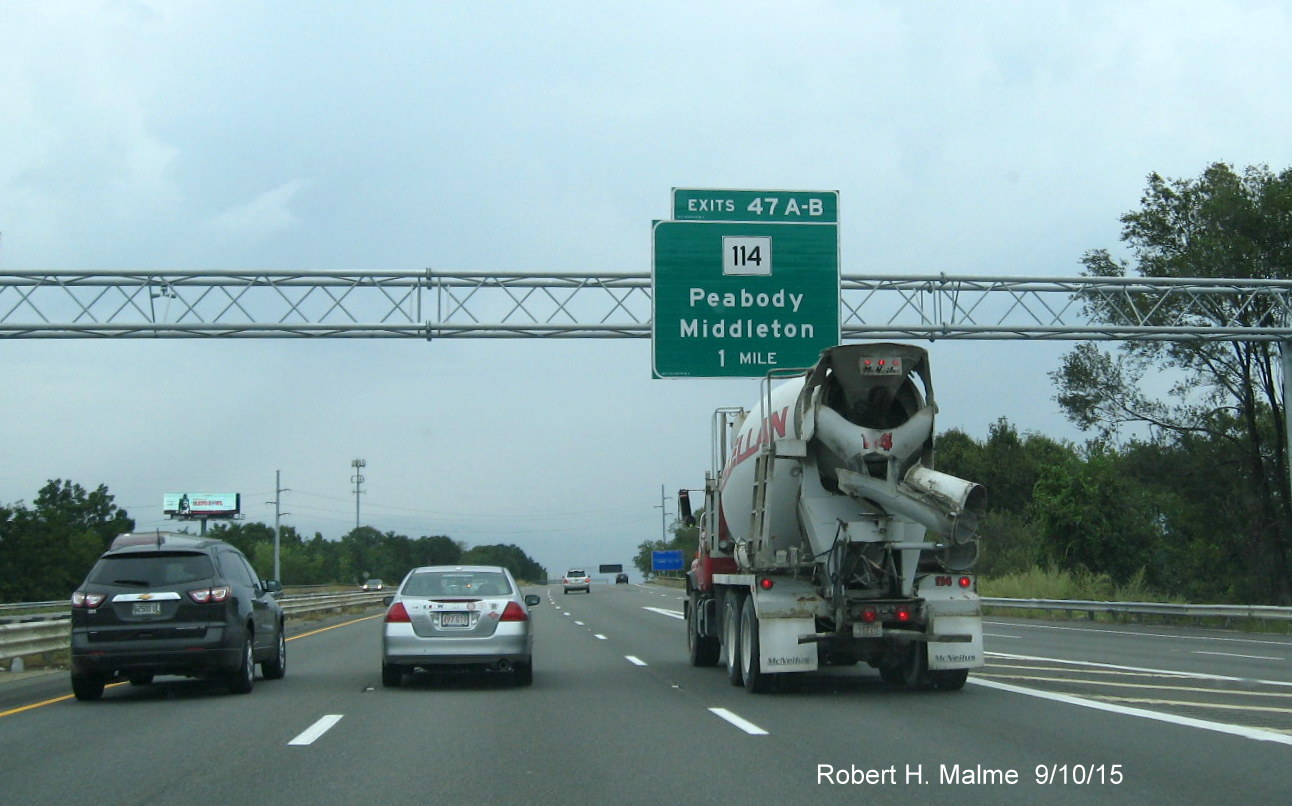 Image of new overhead 1 mile advance sign for MA 114 on I-95 North