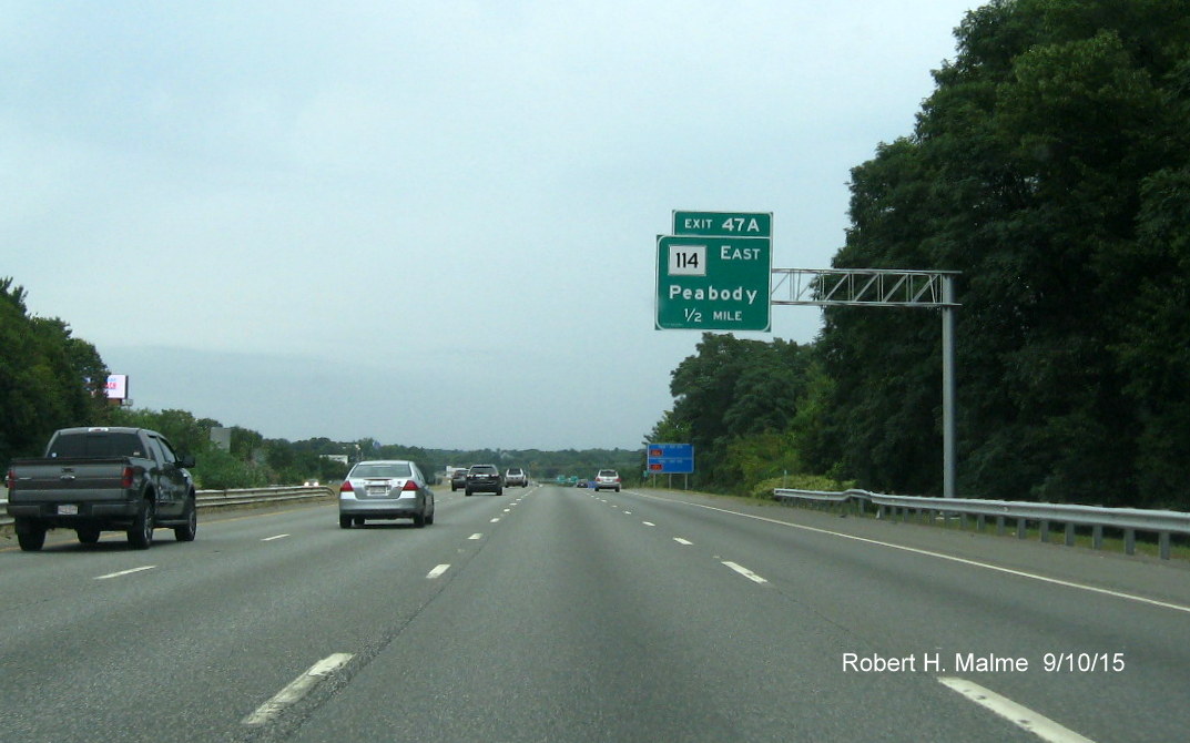 Image of 1/2 mile overhead sign for MA 114 exit on I-95 North