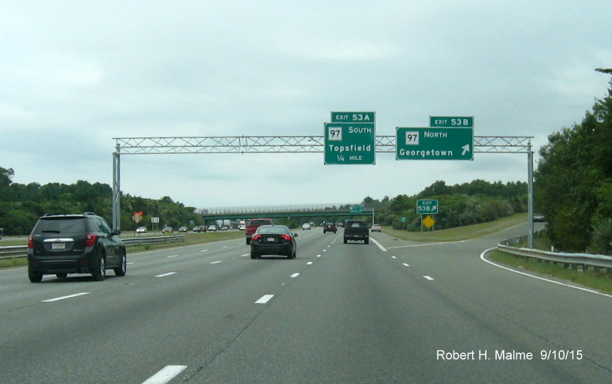 Image of new MA 97 overhead exit signage on I-95 South in Boxford