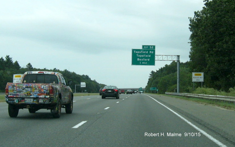 Image of 1 mile advance overhead sign for Topsfield Rd on I-95 South