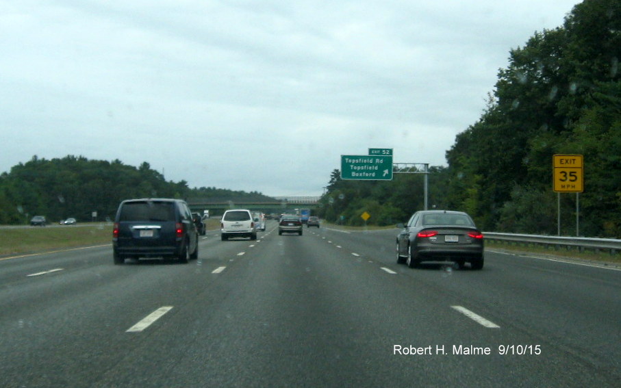 Image of new exit overhead sign for Topsfield Rd on I-95 North